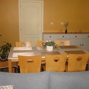  Appartement Appartement Courcelles